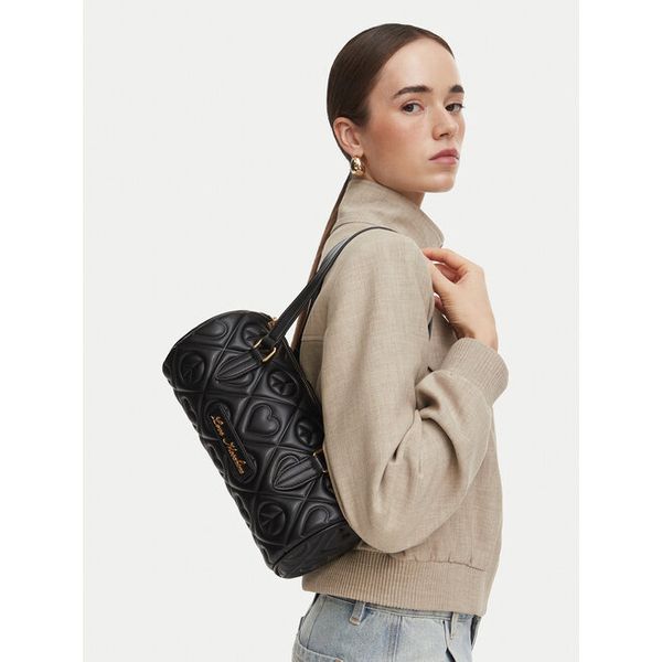 Torebka LOVE MOSCHINO. Czarne torebki klasyczne Love Moschino, bez wzorów, bez dodatków. Za 949.99 zł.