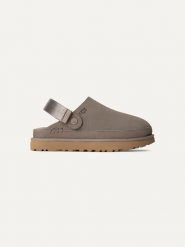 UGG Skórzane kapcie "Goldenstar" w kolorze fioletowym rozmiar: 40. Różowe obuwie domowe UGG, bez wzorów, ze skóry, bez zapięcia. Za 572.37 zł.