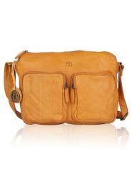 Bellicci Skórzana torebka "Crisanta" w kolorze musztardowym - 30 x 22 x 10 cm rozmiar: onesize. Brązowe torby na ramię Bellicci, bez wzorów, z materiału, na ramię, bez dodatków. Za 301.95 zł.