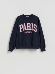 Bluza z haftowanym napisem - granatowy. Niebieskie bluzy Reserved, l, bez wzorów, z bawełny, bez kaptura. Za 119.99 zł.