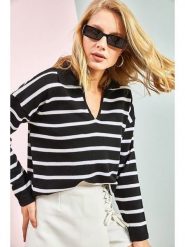 Bianco Lucci Sweter w kolorze czarno-białym rozmiar: onesize. Czarne swetry Bianco Lucci, bez wzorów, bez ramiączek. Za 65.99 zł.