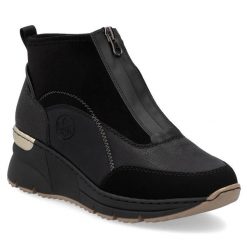 Botki damskie na koturnie czarne Rieker N6361-00. Czarne botki Rieker, bez wzorów, ze skóry ekologicznej, bez obcasa, na koturnie, bez zapięcia. Za 279.99 zł.