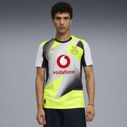 Oficjalna koszulka piłkarska Puma Borussia Dortmund 25/26 wyjazdowa. Bluzki Puma, l, bez wzorów, z materiału, sportowe, bez kołnierzyka, bez ramiączek. Za 459.99 zł.