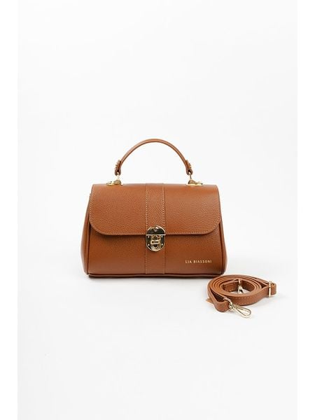 Lia Biassoni Skórzana torebka w kolorze jasnobrązowym - 27 x 19 x 13 cm rozmiar: onesize. Brązowe torby na ramię Lia Biassoni, bez wzorów, z materiału, przez ramię, bez dodatków. Za 268.55 zł.