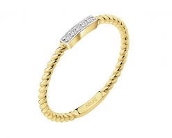 Pierścionek z żółtego złota z brylantami - 0,03 ct - próba 375. Żółte pierścionki Apart, z brylantem, złote. Za 999.00 zł.