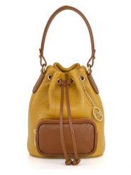Mia Tomazzi Skórzana torebka "Moltrasio" w kolorze żółtym - 19 x 23 x 15 cm rozmiar: onesize. Żółte torby na ramię Mia Tomazzi, bez wzorów, z materiału, przez ramię, bez dodatków. Za 260.99 zł.