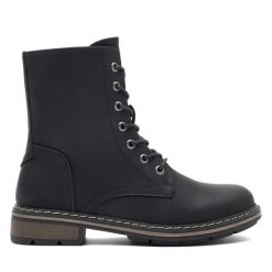 Trzewiki Clara Barson. Czarne botki Clara Barson, bez wzorów, bez obcasa, na płaskiej podeszwie, bez zapięcia. Za 129.99 zł.