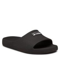 Klapki Rider. Czarne klapki Rider, bez wzorów, bez obcasa. Za 159.99 zł.