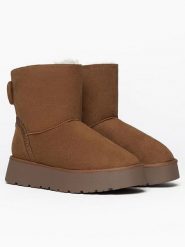 ISLAND BOOT Botki zimowe "Massey" w kolorze jasnobrązowym rozmiar: 37. Brązowe botki Island Boot, na zimę, bez wzorów, z materiału, bez obcasa, na platformie, bez zapięcia. Za 162.87 zł.