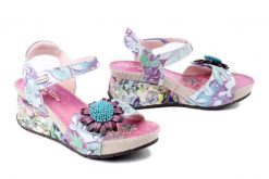 LAURA VITA 000779 Barry 36 violet, sandały damskie. Fioletowe sandały Laura Vita, bez wzorów, ze skóry, bez obcasa, na koturnie, bez zapięcia. Za 399.90 zł.