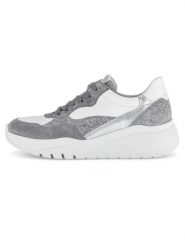 Gabor Skórzane sneakersy w kolorze srebrno-szaro-białym rozmiar: 42. Białe trampki Gabor, bez wzorów, bez zapięcia. Za 285.49 zł.