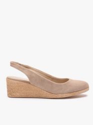 Beżowe espadryle na koturnie. Brązowe espadryle Ryłko, bez wzorów, ze skóry, bez obcasa, na koturnie, bez zapięcia. Za 379.99 zł.
