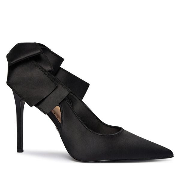 Szpilki Steve Madden. Czarne szpilki Steve Madden, bez wzorów, bez obcasa, na szpilce, bez zapięcia. Za 559.99 zł.