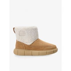 Buty zimowe damskie Sorel Explorer III Slip-On Cozy WP. Brązowe trekkingi Sorel, trekkingowe. Za 445.99 zł.