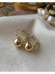 Luseera Pozłacane kolczyki rozmiar: onesize. Żółte kolczyki Luseera, pozłacane. Za 66.47 zł.