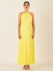 APART Sukienka w kolorze żółtym rozmiar: 38. Żółte sukienki Apart, bez wzorów, bez kołnierzyka, bez ramiączek, maxi. Za 260.99 zł.