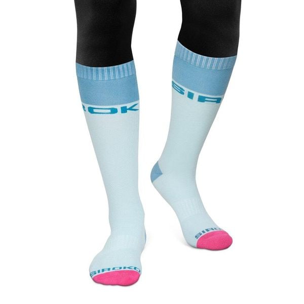 Skarpety snowboardowe Siroko Fuji Light Blue. Niebieskie skarpety SIROKO, bez wzorów, z bawełny. Za 68.00 zł.