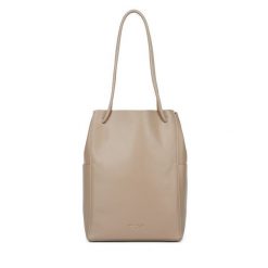 Torebka Gino Rossi. Brązowe torebki klasyczne Gino Rossi, bez wzorów, bez dodatków. Za 249.99 zł.