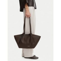 Torebka GINO ROSSI. Brązowe shopper Gino Rossi, bez wzorów, bez dodatków. Za 229.99 zł.