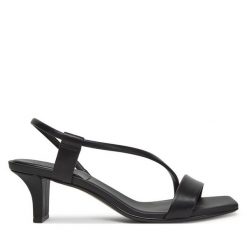 Sandały Calvin Klein. Czarne sandały Calvin Klein, bez wzorów, bez obcasa, na słupku, bez zapięcia. Za 449.99 zł.