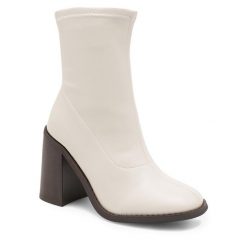 Botki Jenny Fairy. Botki Jenny Fairy, bez wzorów, bez obcasa, na słupku, bez zapięcia. Za 159.99 zł.