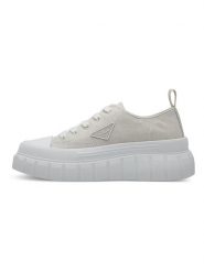 S.Oliver Sneakersy w kolorze beżowo-białym rozmiar: 39. Białe trampki S.Oliver, bez wzorów, bez zapięcia. Za 144.92 zł.