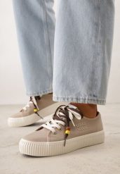 Beżowe Trampki Pod Kostkę na Grubej Podeszwie z Podwójnym Sznurowaniem Callixera. Brązowe trampki Born2be, bez wzorów, z materiału, bez zapięcia. Za 109.99 zł.