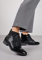 Czarne Sznurowane Botki Vices w Eleganckim Stylu Viellie. Czarne botki Born2be, z aplikacjami, z jeansu, bez obcasa, na płaskiej podeszwie, bez zapięcia. Za 109.99 zł.