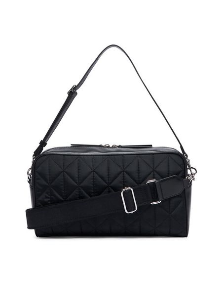 Calvin Klein Torebka LV04F3649G Czarny. Czarne torebki klasyczne Calvin Klein, bez wzorów, z materiału, bez dodatków. Za 418.99 zł.