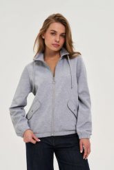 Bluza zapinana na zamek szara. Szare bluzy MOODO, xs, bez wzorów, z elastanu, bez kaptura. Za 149.99 zł.