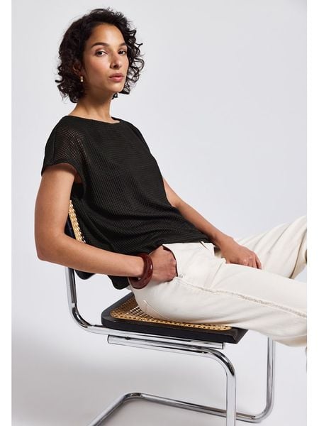 Street One Koszulka w kolorze czarnym rozmiar: 38. Czarne bluzki Street One, bez wzorów, street, bez kołnierzyka, bez ramiączek. Za 109.52 zł.