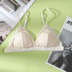 Koronkowa braletka bez fiszbin na co dzień Roelfine. Białe biustonosze Intica, bez wzorów, z koronki. Za 69.00 zł.