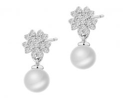 Kolczyki srebrne z perłami i cyrkoniami - koniczyny. Szare kolczyki Apart, z cyrkonią, srebrne. Za 229.00 zł.