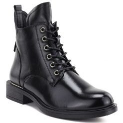 Botki damskie workery ocieplane czarne Vinceza 58677. Czarne botki VINCEZA, bez wzorów, ze skóry ekologicznej, bez obcasa, bez zapięcia. Za 159.99 zł.