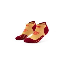 Damskie skarpety kompresyjne do biegania stopki sportowe Core Run. Czerwone skarpety CEP, bez wzorów, z elastanu. Za 59.00 zł.
