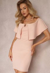 Różowa Dopasowana Sukienka z Szeroką Falbaną Miskli. Czerwone sukienki Renee, l, bez wzorów, eleganckie, bez kołnierzyka, bez ramiączek, mini, dopasowane. W wyprzedaży za 89.99 zł.
