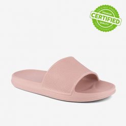 Klapki damskie Coqui Tora - lekkie, antypoślizgowe. Czerwone klapki Coqui, bez wzorów, z materiału, bez obcasa. Za 116.99 zł.