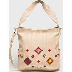 Desigual - Torebka. Brązowe torby na ramię Desigual, bez wzorów, z materiału, casualowe, na ramię, duże, bez dodatków. W wyprzedaży za 249.90 zł.