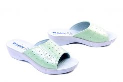 Inblu PL-45 107 verde, klapki damskie. Zielone klapki Inblu, bez wzorów, bez obcasa, na koturnie. Za 82.90 zł.