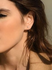 ATELIER DU DIAMANT Złote kolczyki-wkrętki "Single Diamond 0,20" z diamentami rozmiar: onesize. Szare kolczyki ATELIER DU DIAMANT, z diamentem, złote. Za 1,304.99 zł.