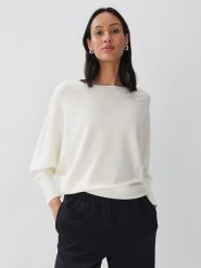 Someday Sweter w kolorze białym rozmiar: 40. Białe swetry someday., bez wzorów, ze splotem, bez ramiączek. Za 193.70 zł.