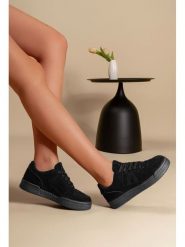 C'M Sneakersy w kolorze czarnym rozmiar: 41. Czarne trampki C'M, bez wzorów, bez zapięcia. Za 100.99 zł.