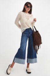 Jeansy damskie TWINSET. Jeansy Twinset Milano, bez wzorów. W wyprzedaży za 927.20 zł.