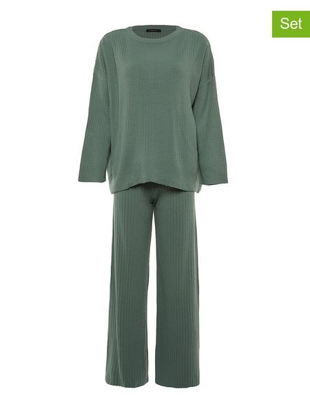 Trendyol 2-częściowy zestaw w kolorze miętowym rozmiar: M. Zielone swetry Trendyol, m, bez wzorów, prążkowane, bez ramiączek. Za 157.35 zł.