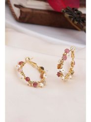 Pierres delicates Kolczyki-kreole w kolorze białym z perłami rozmiar: onesize. Różowe kolczyki Pierres delicates, z agatem, z mosiądzu. Za 65.99 zł.