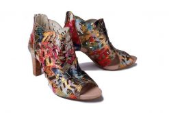LAURA VITA ALBANE 0482 SL316-4 9 rouge, sandały damskie. Sandały Laura Vita, w ażurowe wzory, ze skóry, bez obcasa, na obcasie, bez zapięcia. Za 352.43 zł.