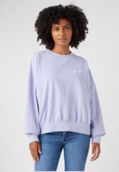 DAMSKA BLUZA WRANGLER RELAXED SWEATSHIRT SWEET LAVENDER 112343712. Niebieskie bluzy Wrangler, m, bez wzorów, bez kaptura. Za 199.99 zł.