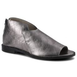 Srebrne Sandały Dwunasty Shoes Buty Damskie Obuwie. Szare sandały Dwunasty Shoes, bez wzorów, ze skóry, eleganckie, bez obcasa, na płaskiej podeszwie, bez zapięcia. Za 229.00 zł.