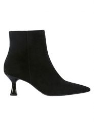 Högl Skórzane botki w kolorze czarnym rozmiar: 39. Czarne botki Högl, bez wzorów, ze skóry, bez obcasa, bez zapięcia. Za 429.95 zł.