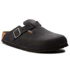 Klapki Birkenstock. Czarne klapki Birkenstock, bez wzorów, bez obcasa. Za 679.99 zł.
